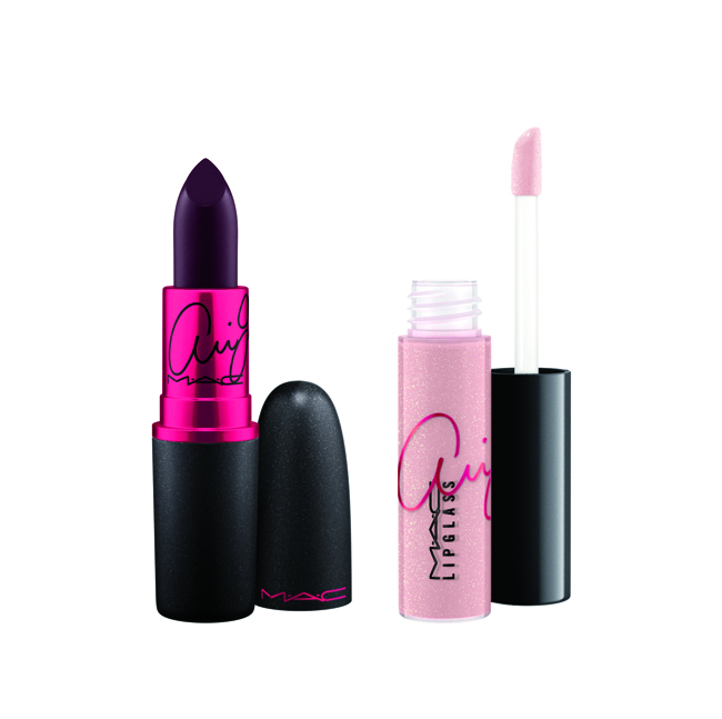 Ариана Гранде стала послом M.A.C VIVA GLAM